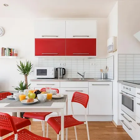 Trendy Apt With Air Condition