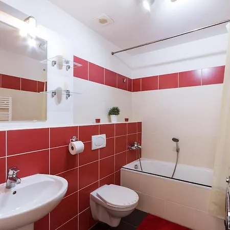 Appartement Trendy Apt With Air Condition