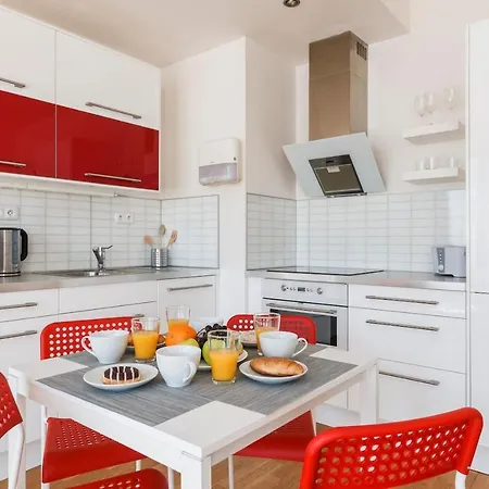 Appartement Trendy Apt With Air Condition Praag